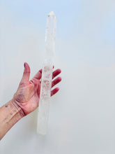 Large Quartz Point Generator Wand