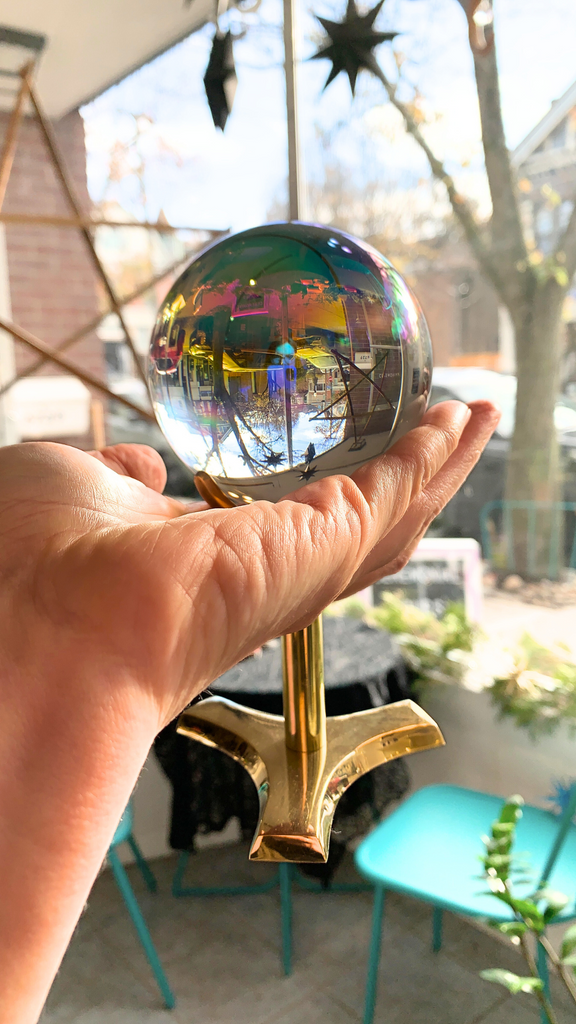 Aurora Gazing Ball – Ceremonial